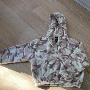 GAP Cozy fleece half zip hoodie in pink camo